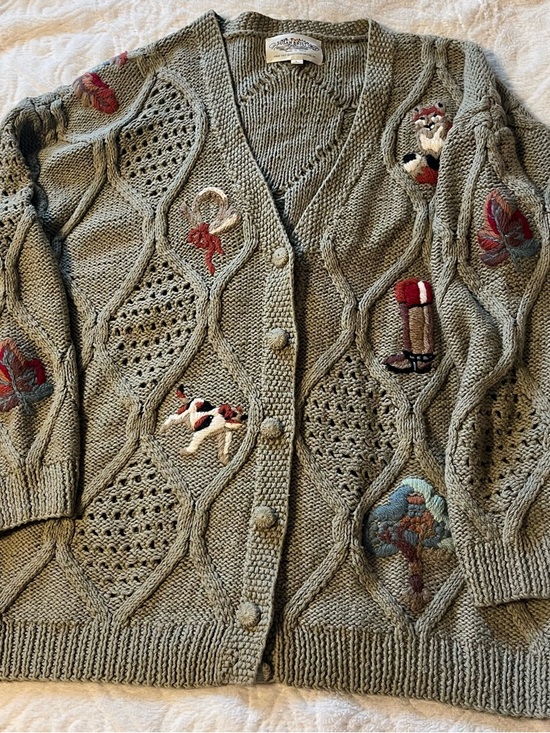 Susan Bristol Sweaters - Susan Bristol Equestrian Theme Embroidered Cable Knit Cardigan